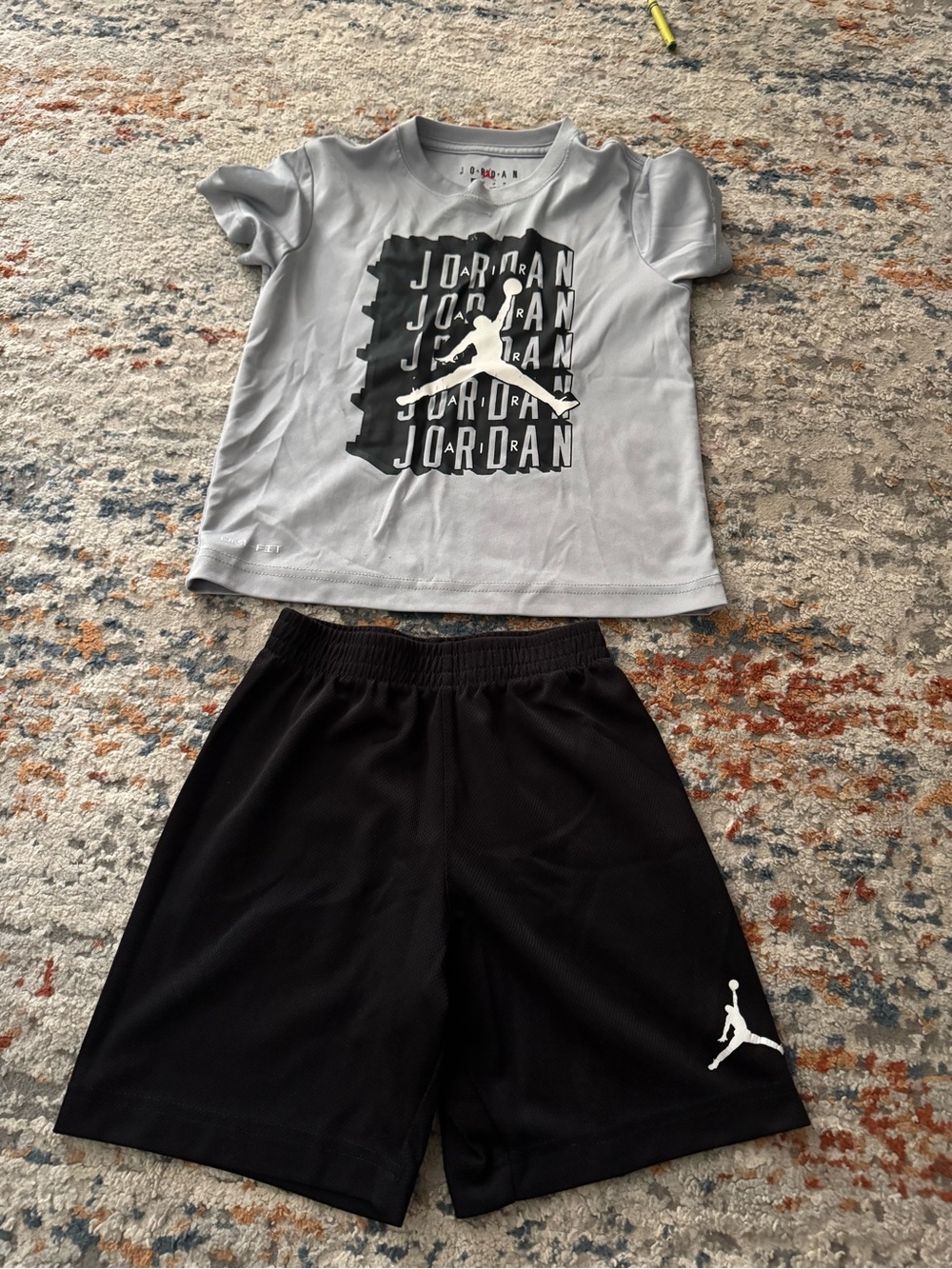 Jordan Gray Graphic Tee and Black Jumpman Shorts Set